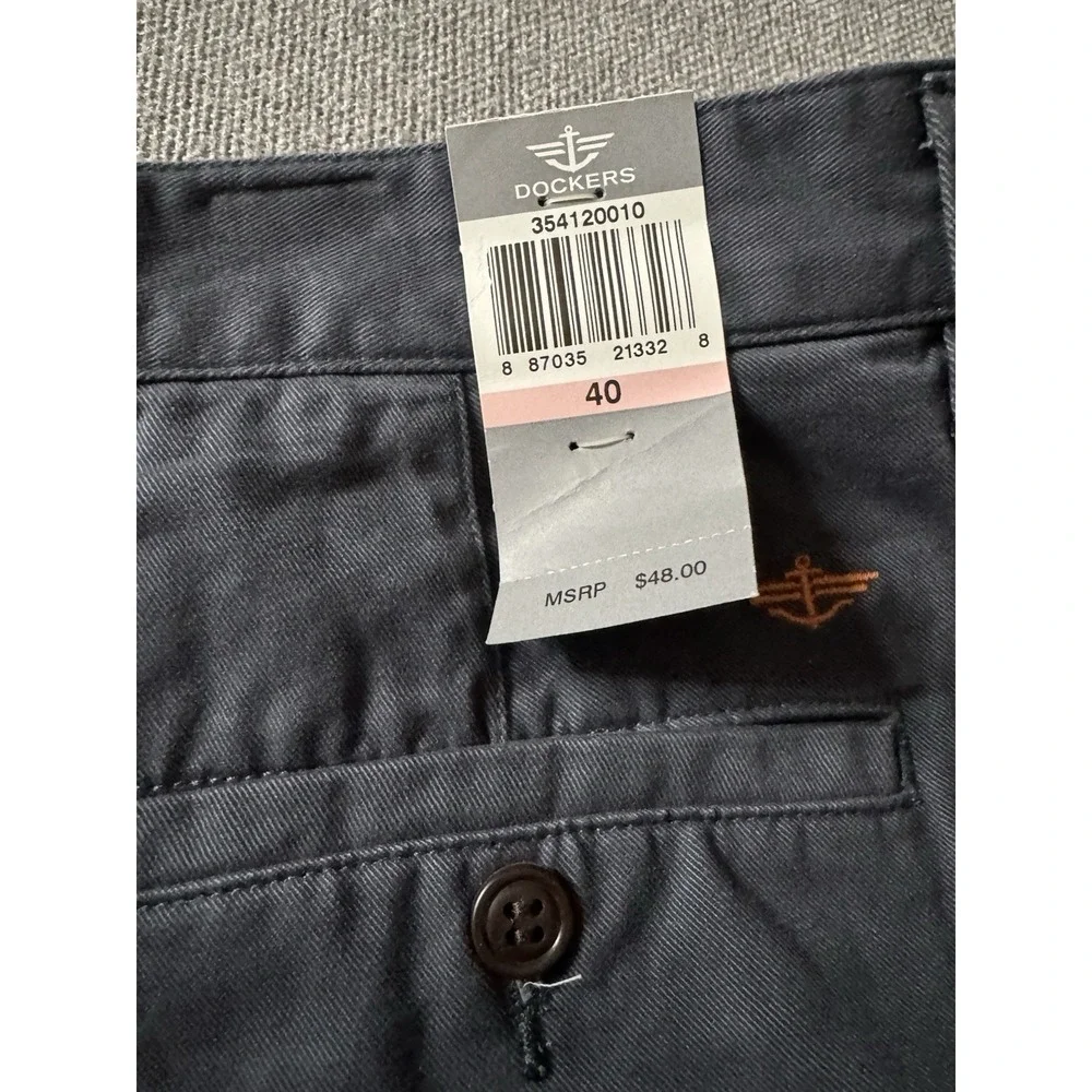 Dockers Classic Fit Men's Maritime Blue Shorts Flat Front Chino Cotton Size 40‎